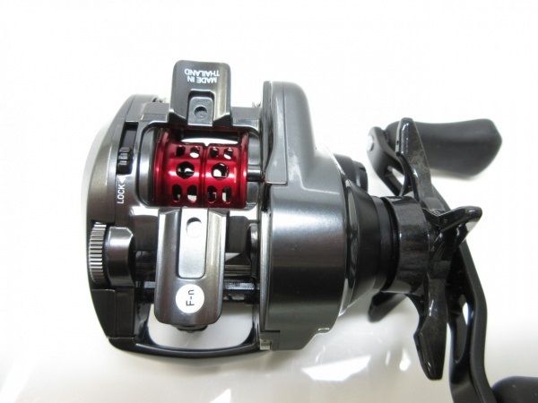 20アルファスAIR TW8.6 右